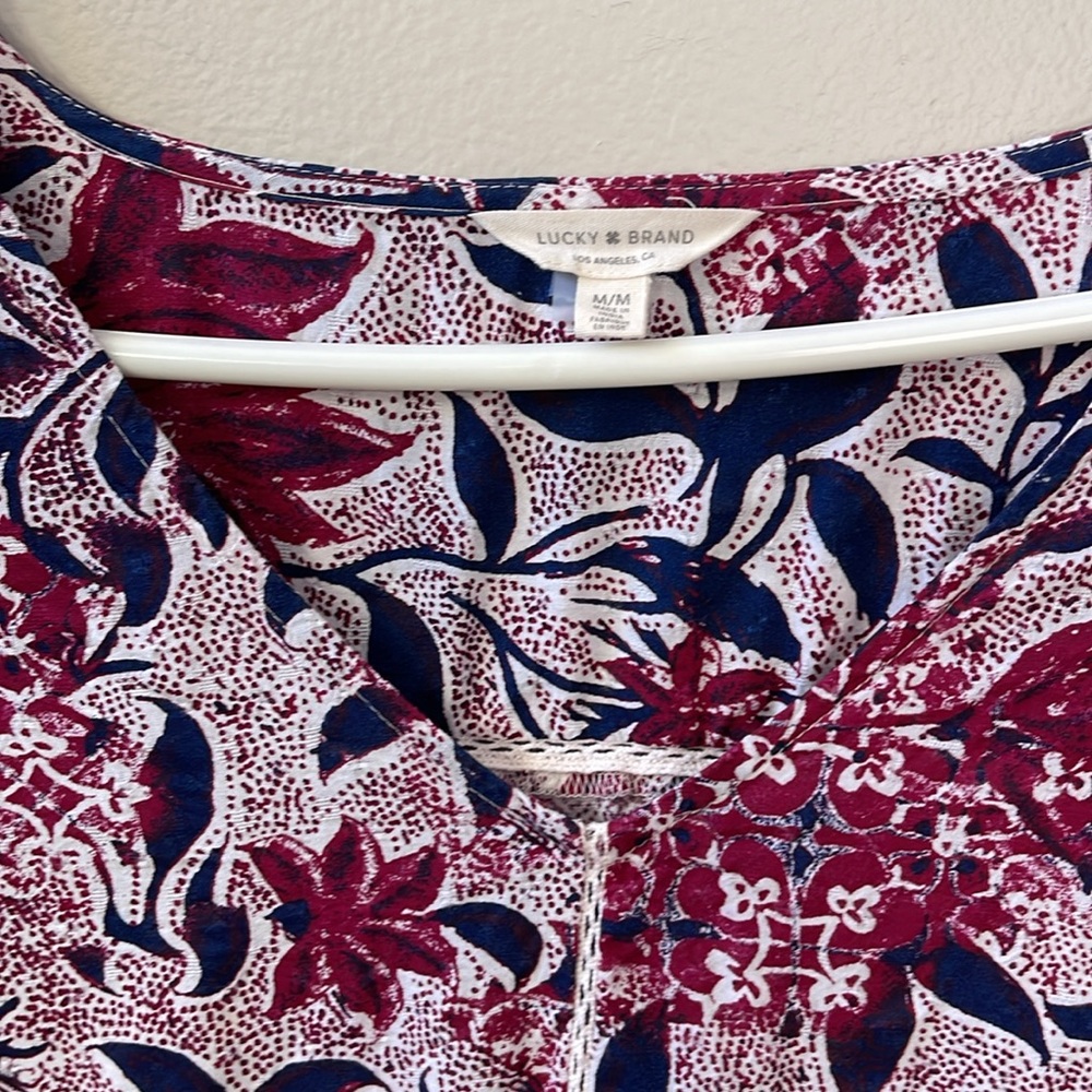 Lucky Brand Floral Print Women's Short Sleeve V Neck Top Sz M - Picture 3 of 9